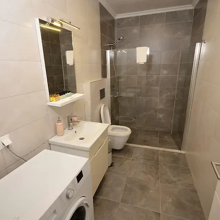 Saatli Apartament Çeşme