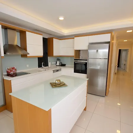 Saatli Apartment *